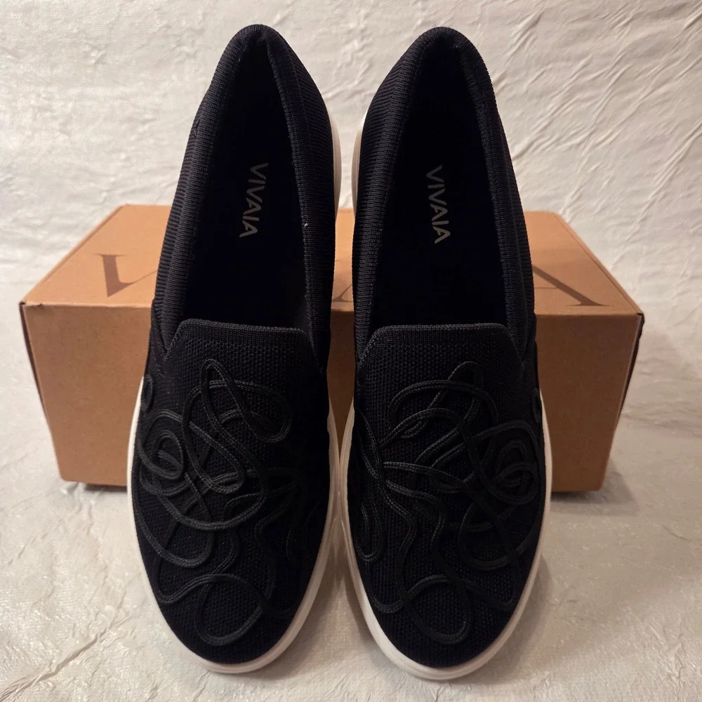 VIVAIA Black Embroidered Knit Slip On Sneakers Water Repellent Size EU 41 US 9.5